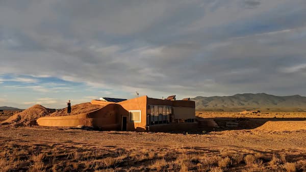 Taos Earthship Modern Mesa Taos Earthship - Modern + Mesa