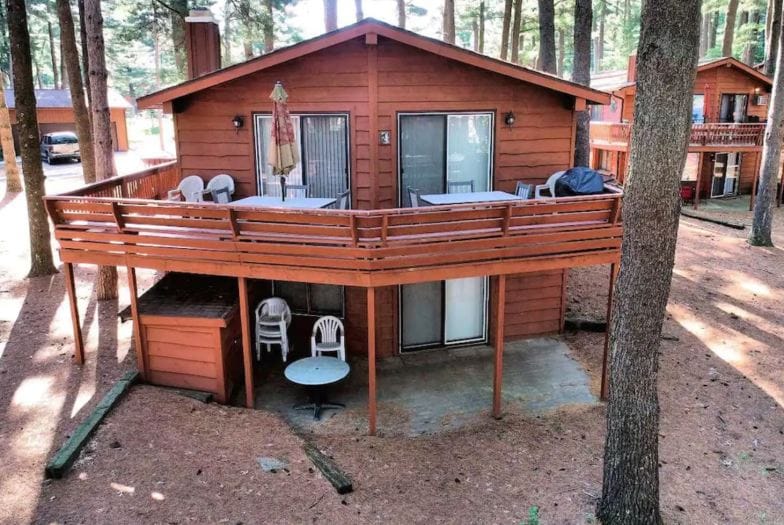 image 553 CabaƱa para rentar con piscina en Wisconsin Dells en el lago Delton